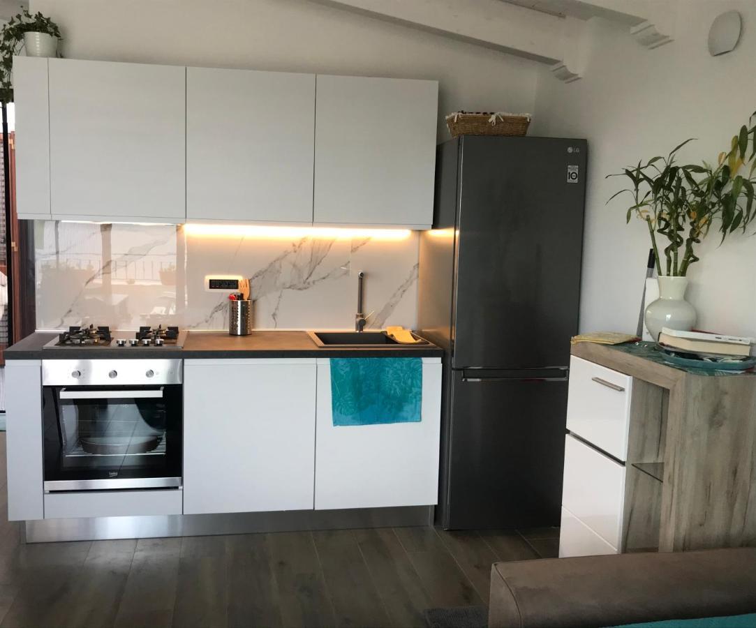 Tiffany Room- Vicinissima A Porto Cesareo 레베라노 외부 사진