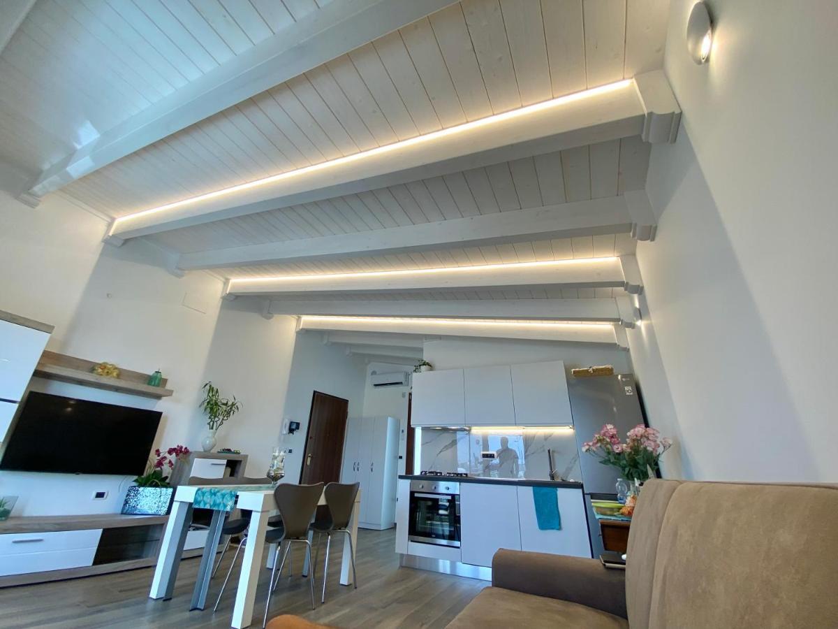 Tiffany Room- Vicinissima A Porto Cesareo 레베라노 외부 사진
